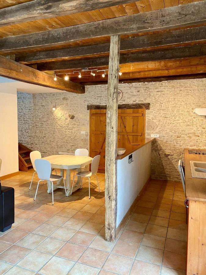 Domaine De La Laigne - Spa Asnieres-la-Giraud Luaran gambar