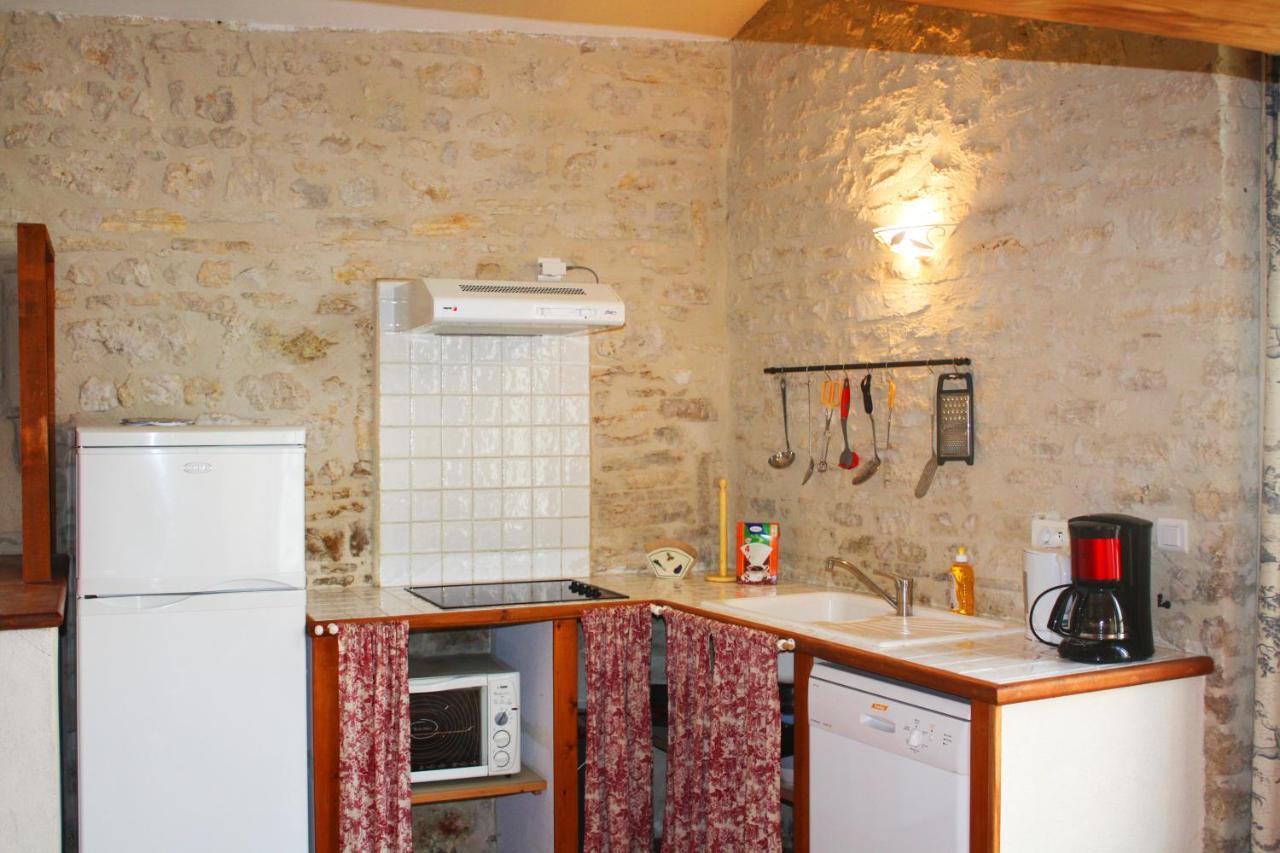 Domaine De La Laigne - Spa Asnieres-la-Giraud Luaran gambar